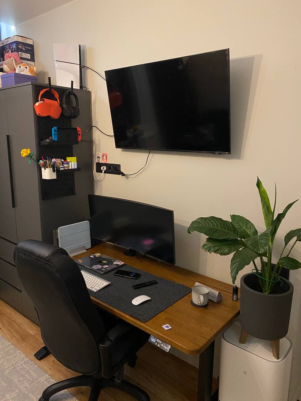 Стол с подъёмным механизмом DESKOS — Михаил, Москва